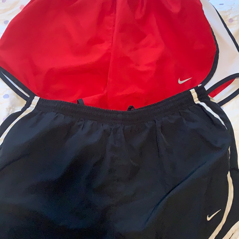 2 pairs of Nike shorts women’s